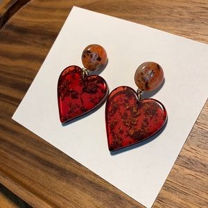 Playful heart earrings